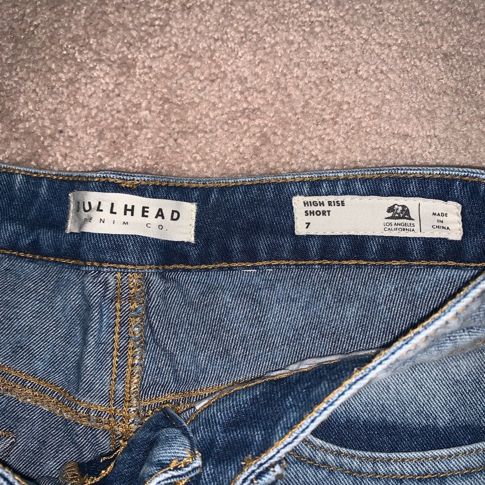High Rise Denim Ripped Shorts Bullhead - Picture 3 of 4